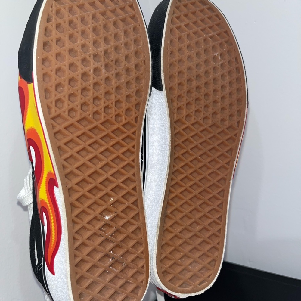 Vans Off The Wall flame skater sneakers - Picture 6 of 6